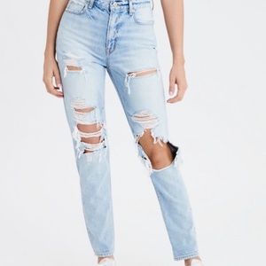 (SOLD) Distressed AE Mom Jeans